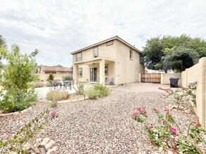 17143 W Tara Ln in Surprise, AZ - Building Photo - Building Photo