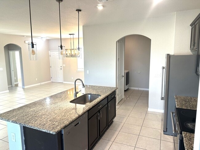 2430 NW 7th Ave in Cape Coral, FL - Building Photo - Building Photo