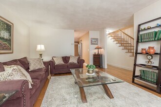 14 Belmont St in Somerville, MA - Building Photo - Building Photo