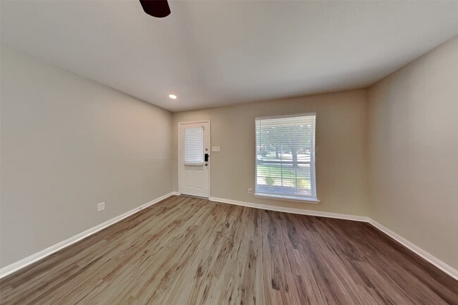 20203 Stonegrove Ct in Tomball, TX - Building Photo - Building Photo