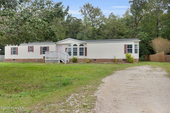 628 Maynard Blvd in Jacksonville, NC - Building Photo - Building Photo