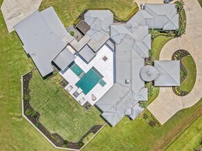 4043 Maranatha Dr in Sugar Land, TX - Building Photo - Building Photo