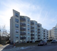 Guise Street Co-Operative in Hamilton, ON - Building Photo