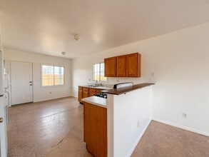 69293-69229 29 Palms Hwy in Twentynine Palms, CA - Building Photo - Building Photo