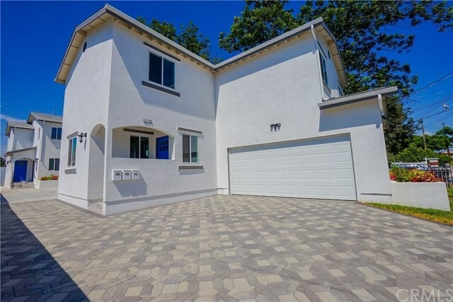 1229 E 45th St in Los Angeles, CA - Foto de edificio - Building Photo