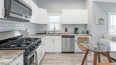 810 Grove St N in St. Petersburg, FL - Building Photo - Building Photo