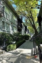 668 W 6th Ave in Vancouver, BC - Building Photo - Building Photo