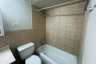 245 E Main St in Lake Zurich, IL - Building Photo - Building Photo