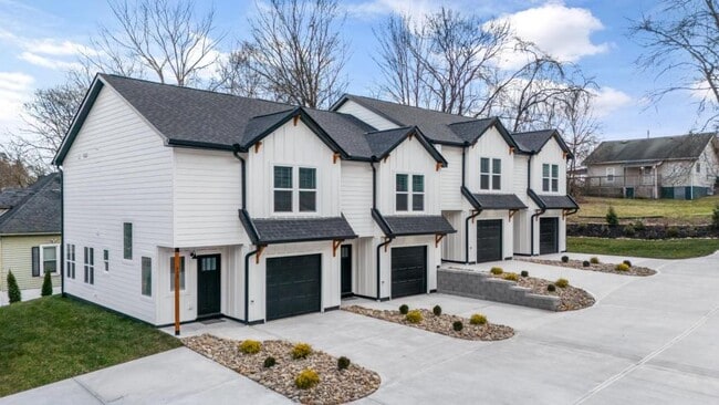 114 Shipman Dr in Knoxville, TN - Building Photo - Building Photo