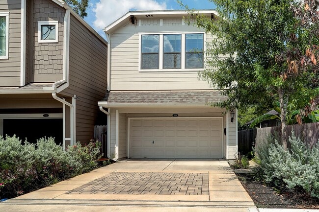 property at 5326 Larkin St