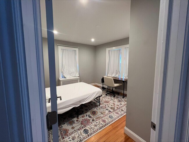 44 Avenue A in Port Washington, NY - Building Photo - Building Photo