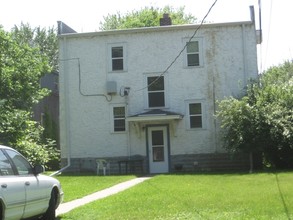 1663 Sherburne Ave in St. Paul, MN - Foto de edificio - Building Photo