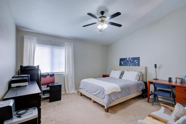 4403 Capurso Dr in Turlock, CA - Building Photo - Building Photo