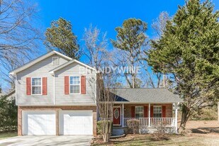 5222 Biffle Rd in Stone Mountain, GA - Building Photo