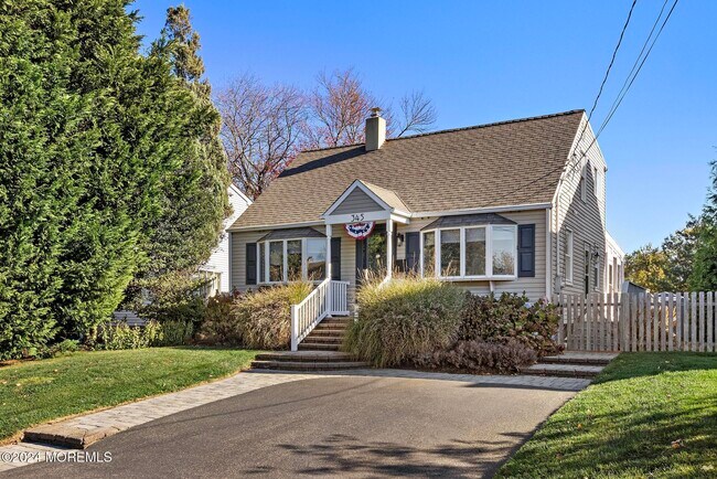 345 MacArthur Ave in Long Branch, NJ - Building Photo - Building Photo