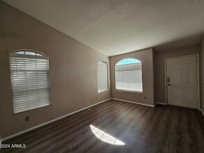 27 N Pueblo St in Gilbert, AZ - Building Photo - Building Photo