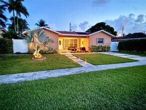 206 SE 3rd Pl in Dania Beach, FL - Building Photo - Building Photo