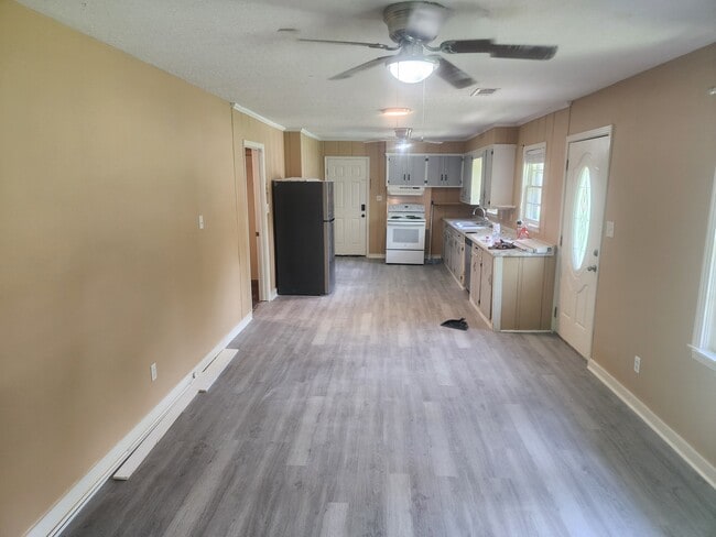 912 Chickasaw Trail in Tupelo, MS - Building Photo - Building Photo
