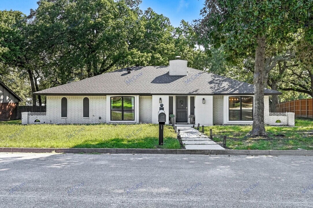 724 Overland Trail in Southlake, TX - Building Photo