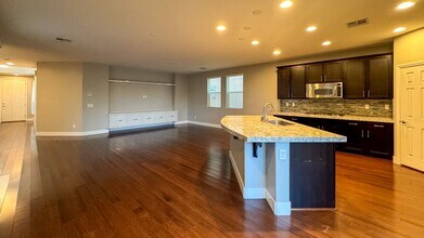 10086 Mallee Point St in Las Vegas, NV - Building Photo - Building Photo