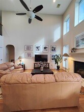 2418 Devonshire Dr in Pearland, TX - Building Photo - Building Photo
