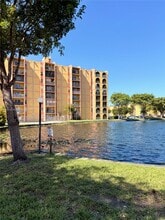 4719 NW 7th St in Miami, FL - Building Photo - Building Photo