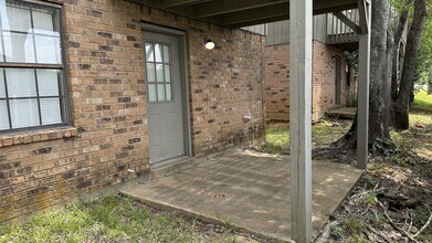 819 Downing Pines Rd in West Monroe, LA - Building Photo - Building Photo