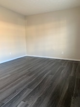 726 Ohio Pike in Cincinnati, OH - Building Photo - Building Photo