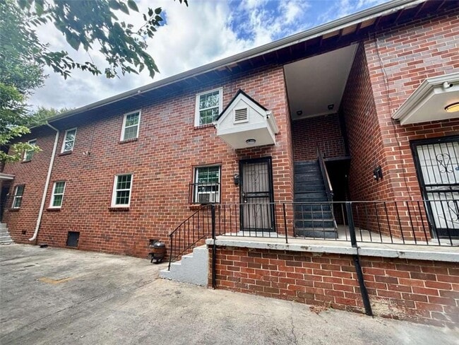 property at 1048 Washington St SW