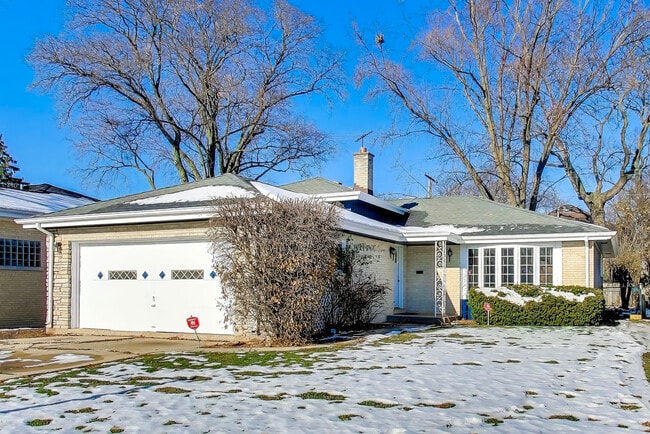 property at 1006 Devon Ave