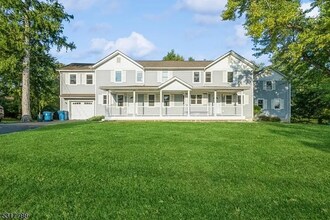 341 Old York Rd, Unit A in Flemington, NJ - Building Photo - Building Photo