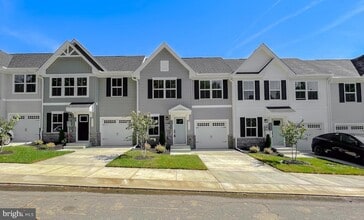 23052 Wetstone Ln in California, MD - Building Photo - Building Photo