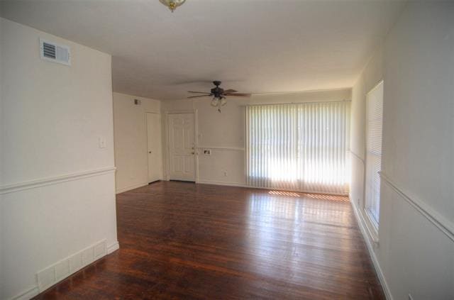 2705 Crest Ridge Dr in Dallas, TX - Building Photo - Building Photo