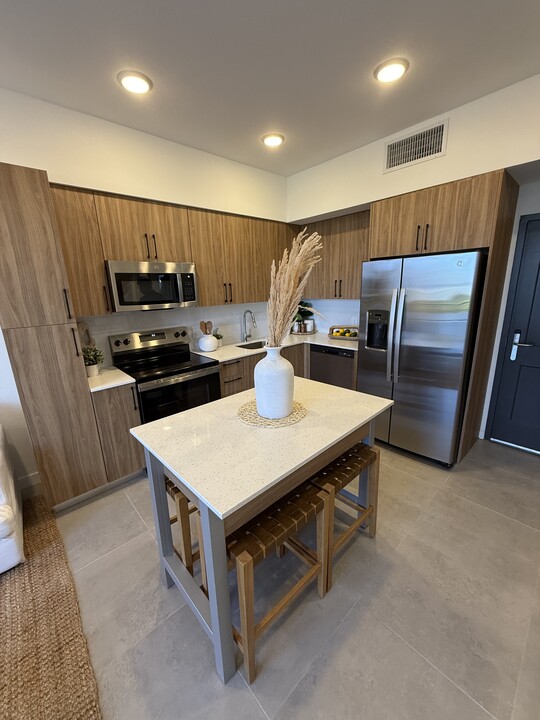 408 NE 24th Ave, Unit B2 in Pompano Beach, FL - Foto de edificio