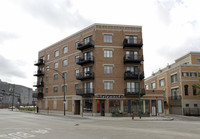 544 N Milwaukee Ave in Chicago, IL - Building Photo - Building Photo