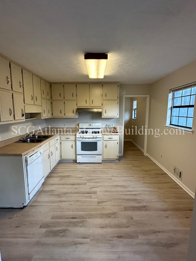 109 Park Pl in Stockbridge, GA - Building Photo - Building Photo