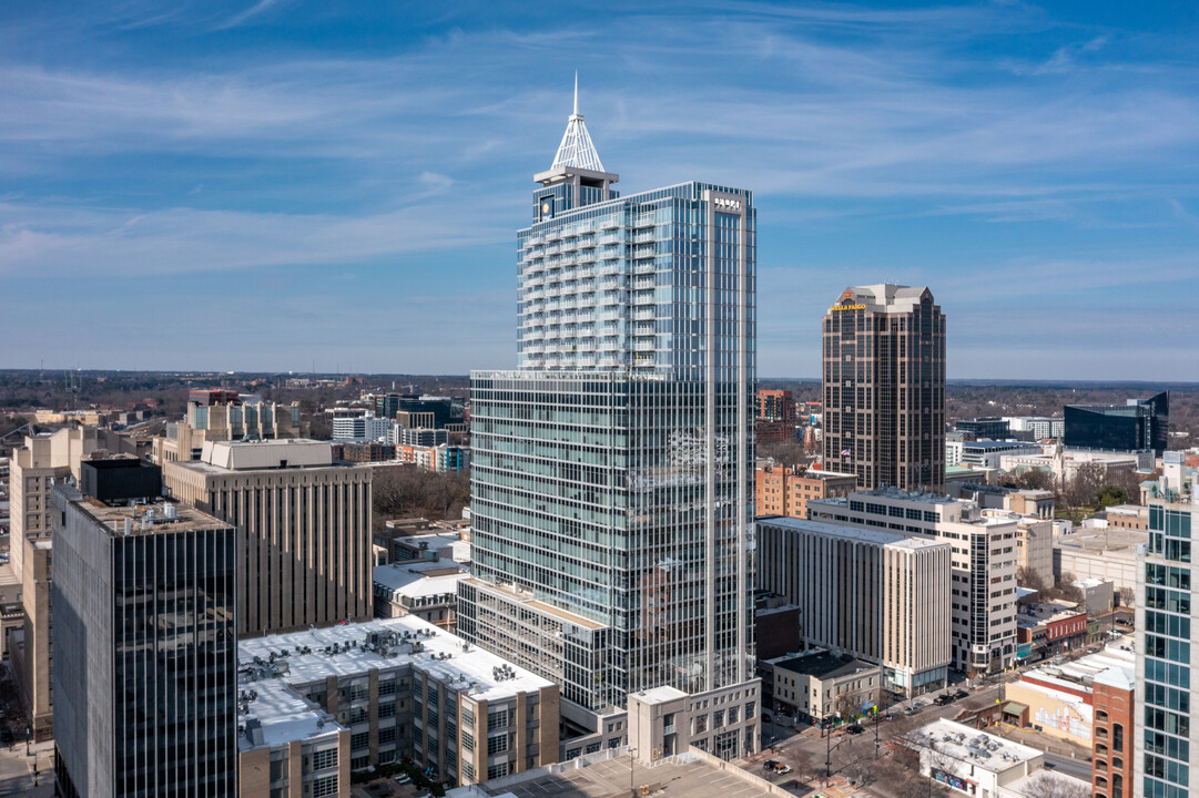 The Plaza Condominiums in Raleigh, NC - Building Photo