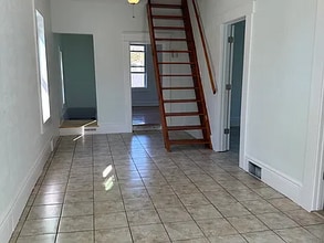 253 Curtice St E in St. Paul, MN - Building Photo - Building Photo