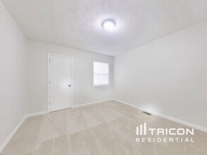 817 Tramore Ct in Powder Springs, GA - Building Photo - Building Photo