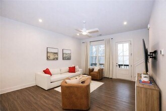 1305 Breezy St SE in Atlanta, GA - Building Photo - Building Photo