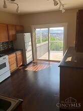 67 Mulberry St in Cincinnati, OH - Foto de edificio - Building Photo