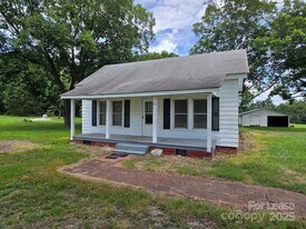 7830 W NC 152 Highway in Mooresville, NC - Building Photo