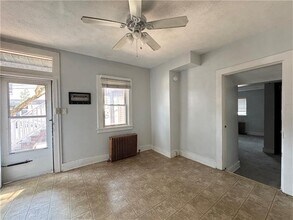 30 S 13th St in Pittsburgh, PA - Building Photo - Building Photo