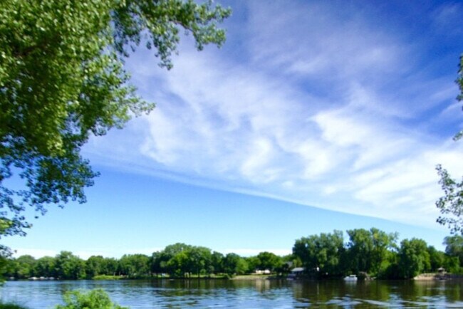 Riverview Estates and Sunset Apartments photo'