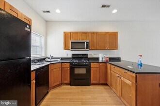 1843 N 18th St in Philadelphia, PA - Building Photo - Building Photo