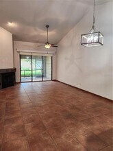 7209 Dr Phillips Blvd in Orlando, FL - Building Photo - Building Photo