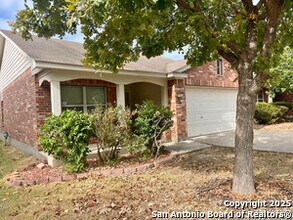 9523 Ascending Port in Converse, TX - Building Photo - Building Photo