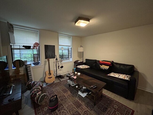 property at 3144 N Southport Ave