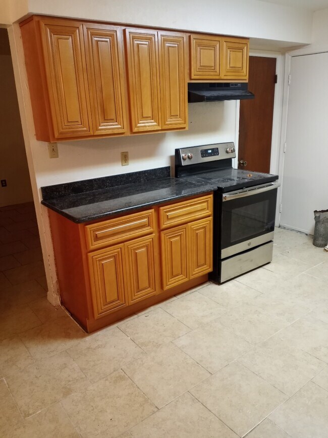 315 Meadows Dr in Destrehan, LA - Building Photo - Building Photo