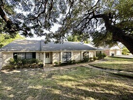 6826 Edmond Ave in Waco, TX - Building Photo